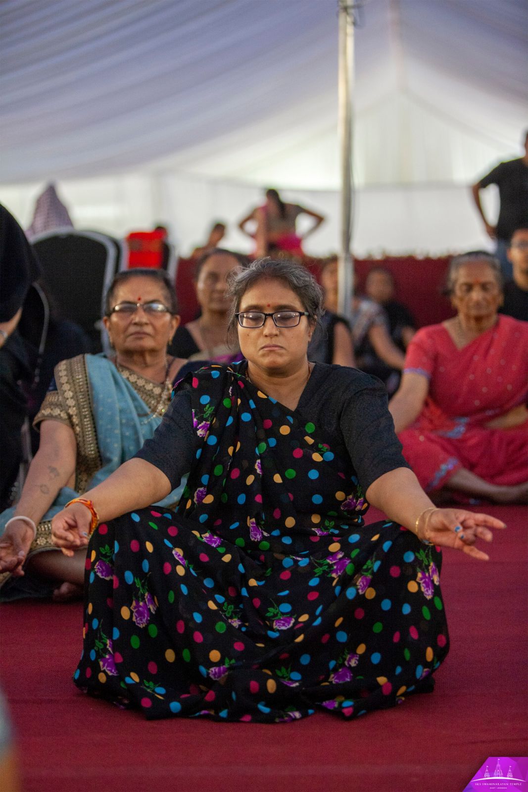 ©1987-2017 SKS Swaminarayan Temple East London